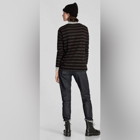 ZARA Women Basic Collection Flower Appliqué Sweater - Picture 2 of 6